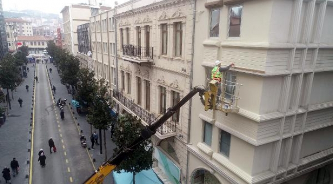 Balıkesir'de tarihi Milli Kuvvetler Caddesi yeni kimliğine kavuşuyor