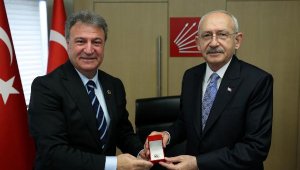 Başkan İduğ, Kılıçdaroğlu'na gitti, hizmetlerini anlattı