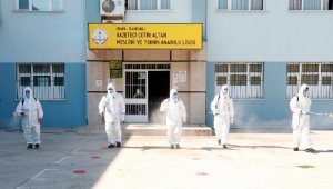 Bayraklı'da dezenfeksiyon ve ilaçlama çalışmaları sürüyor