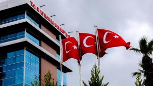 Bayraklı'nın arşivinde dijital dönem! İZKA'dan belediyeye hibe