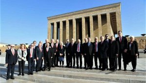 Bornova Belediye Başkanı, meclis üyeleri ve muhtarlar Ankara'da