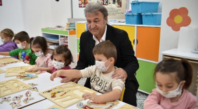 Bornova'nın 2 yeni çocuk aktivite merkezinde kayıtlar başladı