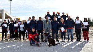 Büyükşehir Belediyesi'nden Edremit'te öğrencilerle afet tatbikatı