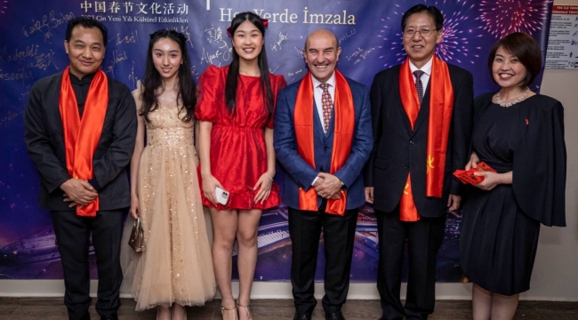 Çin yeni yılı İzmir'de kutlandı! Başkan Soyer dostluk mesajı verdi