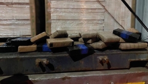 Ekvador'dan İzmir'e 25.8 kilo kokain geldi