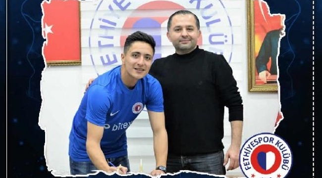 Fethiyespor Berat'la imzaladı