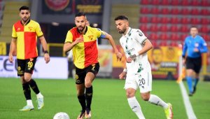 Göztepe'de Yasin takımda kalıyor