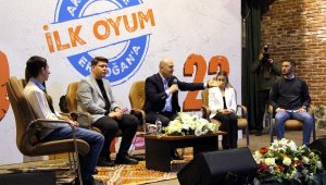 İçişleri Bakanı Soylu, İzmir'de gençlerle buluştu: Saygı duyulan bir ülkeyiz