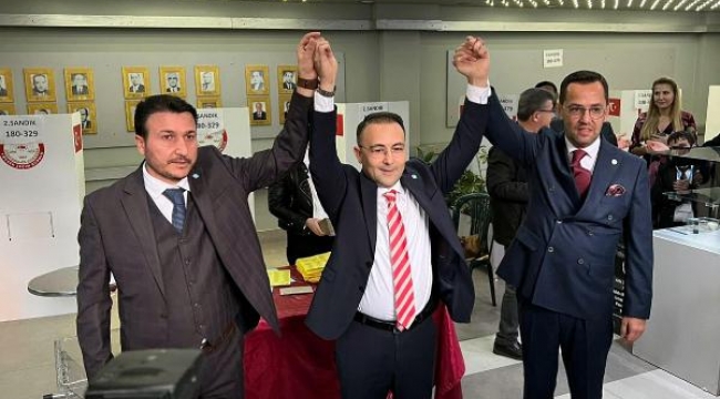 İYİ Parti Manisa'da yeni il başkanı Avukat Ali Zafer İksir oldu