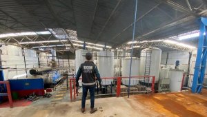 İzmir'de 150 ton karışımlı akaryakıt ele geçirildi