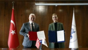 İzmir'de Dokuz Eylül Üniversitesi ve Kızılay'dan kan seferberliği