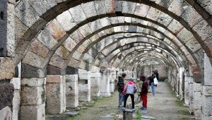 İzmir'de müze ve ören yerlerini bir yılda 3.5 milyon kişi ziyaret etti