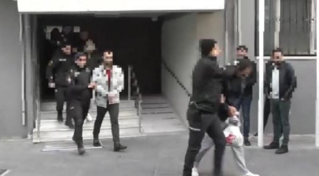 İzmir'de uyuşturucu baskınları: 110 tutuklama