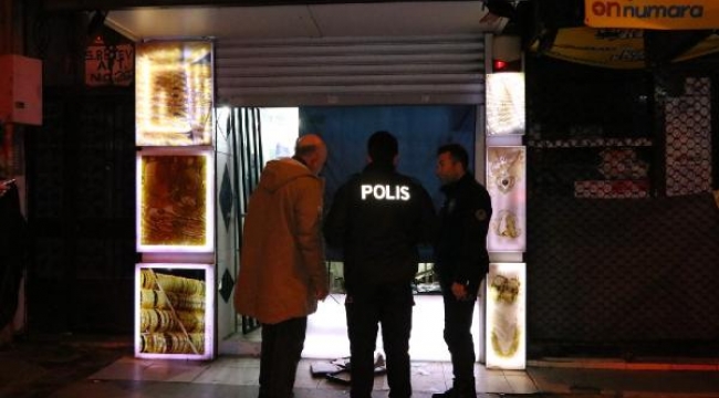 İzmir'deki kuyumcudan 'gümüş' hırsızlığı