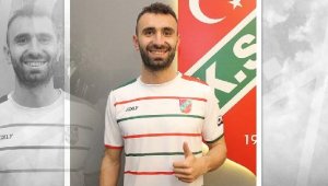 Karşıyaka'da dördüncü takviye Batuhan