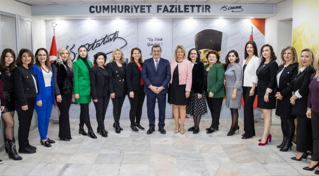 Konak Belediyesi işbirliğiyle kurs alan kadınlar sahaya çıkıyor