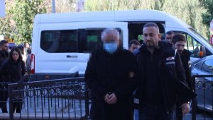 Kuşadası'nda kamu arazisi işgaline 4 tutuklama