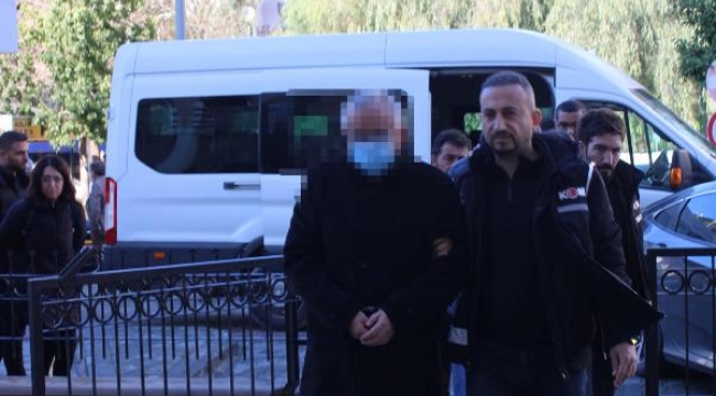 Kuşadası'nda kamu arazisi işgaline 4 tutuklama