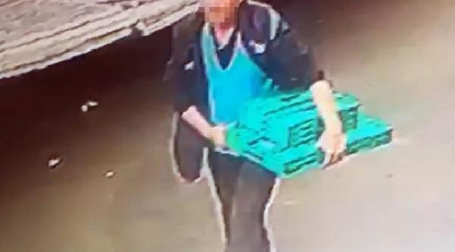 Meyve kasası hırsızlığı kamerada