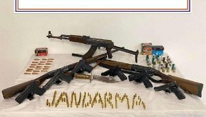 Muğla'da çok sayıda silah ve mühimmat ele geçirildi: 3 gözaltı