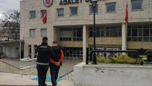 Otomobilde 500 gram metamfetaminle yakalanıp tutuklandılar