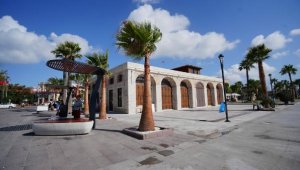 Restore edilen atıl Çeşme Gümrük Binası, Kent Müzesi olacak