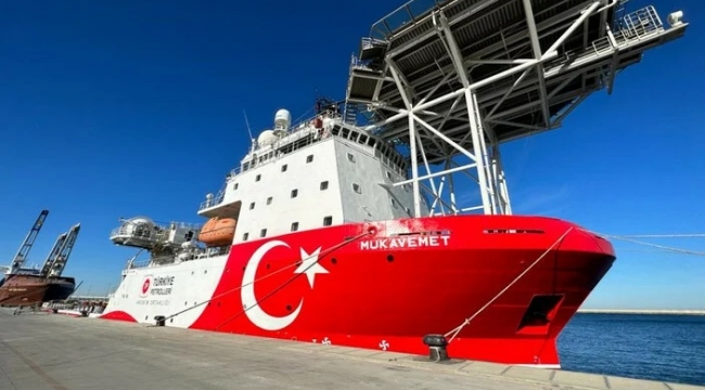 Bakan Dönmez duyurdu: Su altı inşaat gemisi Mukavemet filoya katıldı