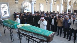 TIR'ın çarptığı otomobilde ölen abla-kardeş toprağa verildi