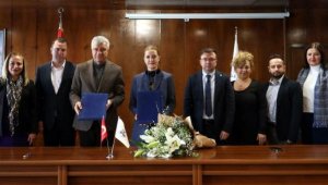 Üniversite ve belediye kültür-sanat alanında sözleşme imzaladılar