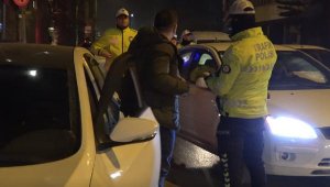 Yeni yılın ilk alkol cezasını yedi!