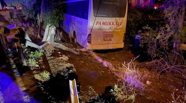 Yolcu otobüsü meyve bahçesine savruldu: 7 yaralı