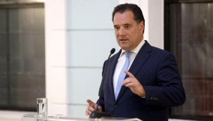 Yunan Bakan tehdit savurdu: Bizimle uğraşmayın sizi ezeriz