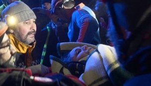 108 sonra enkaz altından yaralı çıkarıldı