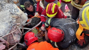 13 yaşındaki Kaan 182 saat enkaz altında direndi!