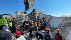 6 kişilik aile depremin 6'ncı gününde kurtarıldı