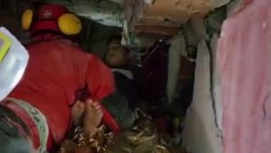 AKUT Kuşadası, 19 saat sonra Alperen'i kurtardı 