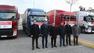 Aliağalılar depremzedeler için seferber oldu! İlk etapta 5 tır malzeme