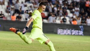 Altay'da görev sırası kaleci Eren'de