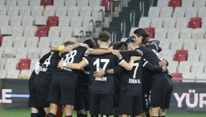 Altay'ın 3 yabancısından ortak çağrı