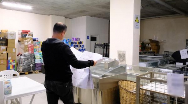 Ayvalık'ta marketlere kolon ve kiriş denetimi