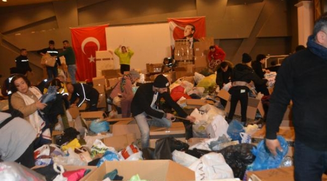 Balıkesir'den deprem bölgesine gönül köprüsü! Yardımlar yolda