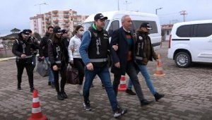 Belediye başkanı ile 4 kişi adliyeye sevkedildi