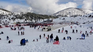 Burası Uludağ değil Denizli! 40 bin kişi geldi
