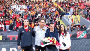 Büyük acı ezeli rakipleri birleştirdi