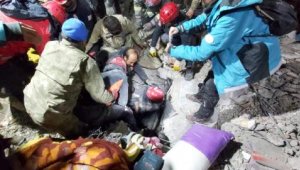 Depremin 166'ncı saatinde mucize kurtuluş