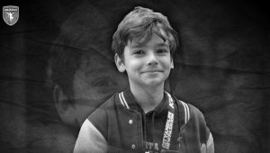 Efeler 09 SFK Ali Armanç'a ağlıyor