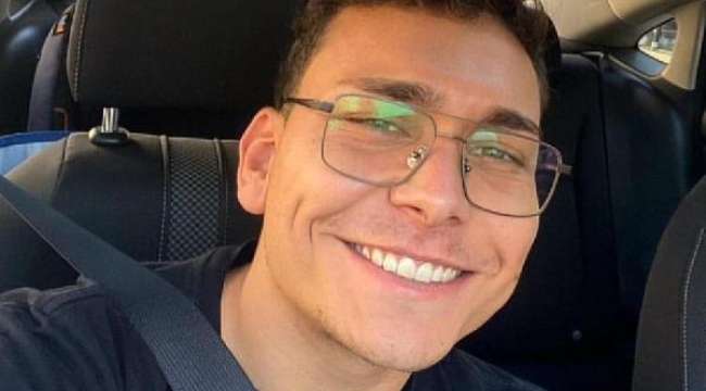 Enkazda çıkarılan rehber, hastanede hayatını kaybetti