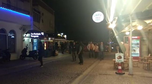 Foça'da deprem! Halkı sokağa döktü