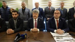 İYİ Parti, rüşvet iddiasıyla tutuklanan başkanın arkasında olduklarını söyledi