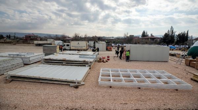 İzmir Büyükşehir'den, 5 bin depremzedeye konteyner kent